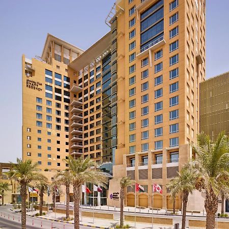 Hyatt Regency Al Kout Mall Kuwait City Exteriör bild The hotel in 2011