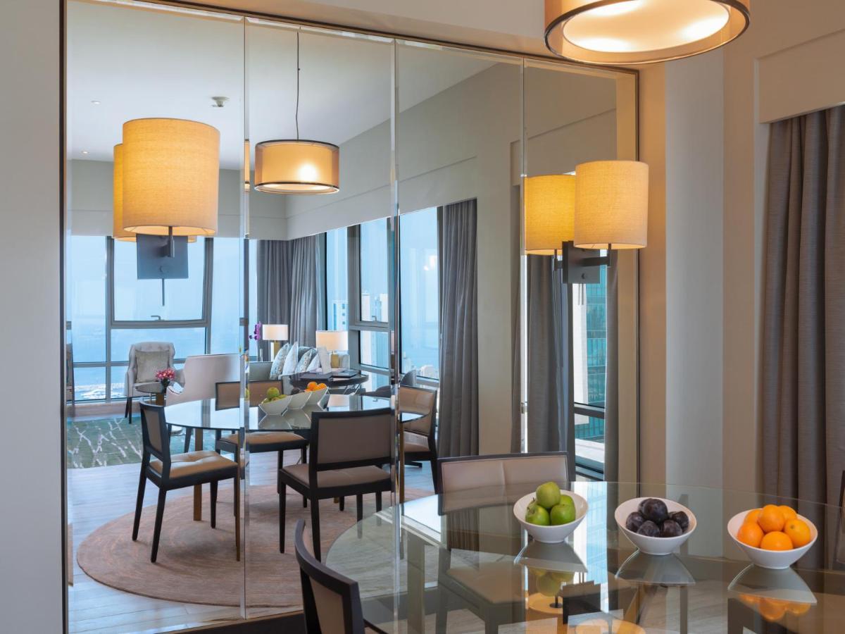 Hyatt Regency Al Kout Mall Kuwait City Exteriör bild