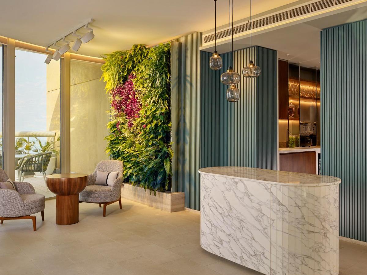 Hyatt Regency Al Kout Mall Kuwait City Exteriör bild Interior design of a residential apartment