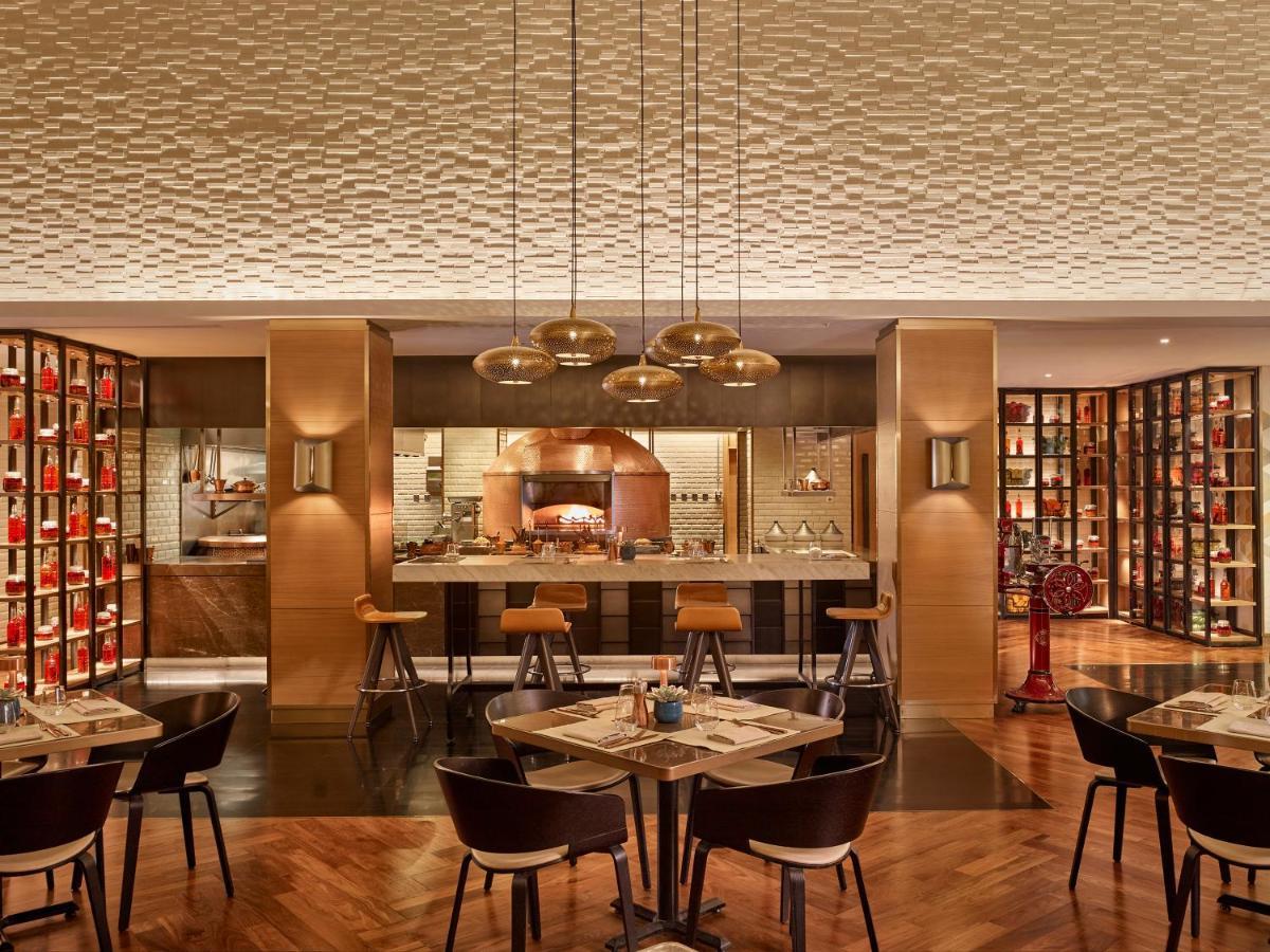 Hyatt Regency Al Kout Mall Kuwait City Exteriör bild The restaurant